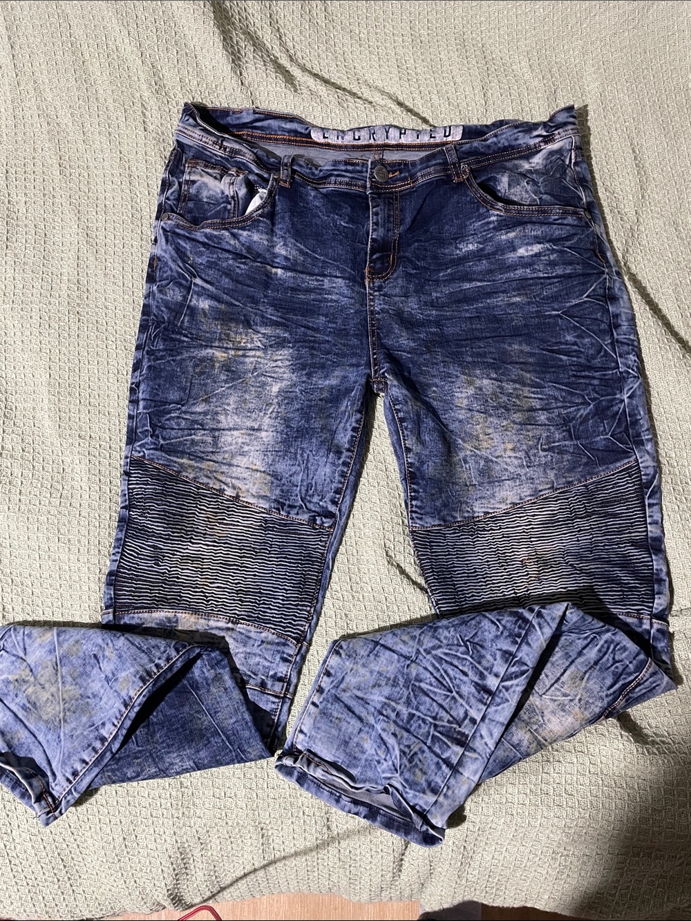 Distressed Jeans with Ribbed Knee Panels